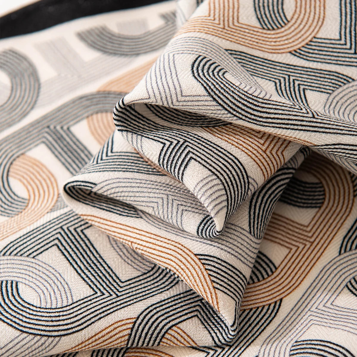 Retro Geometric Wool Scarf